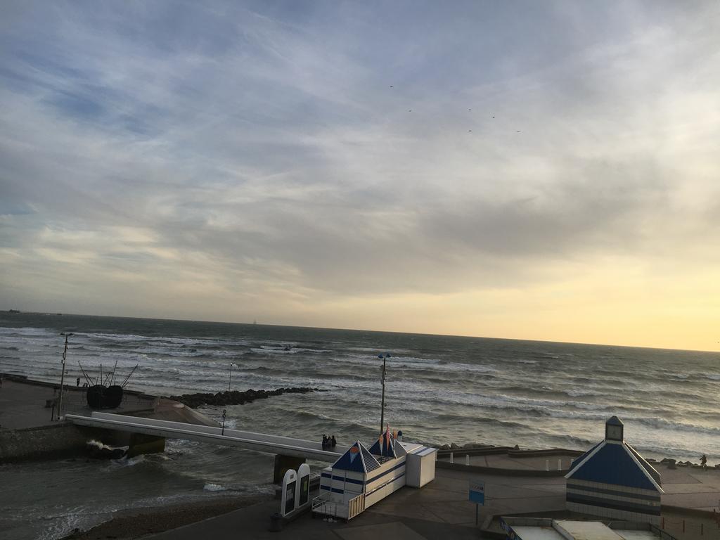 Le Wim'Heureux Plage Wimereux Bagian luar foto